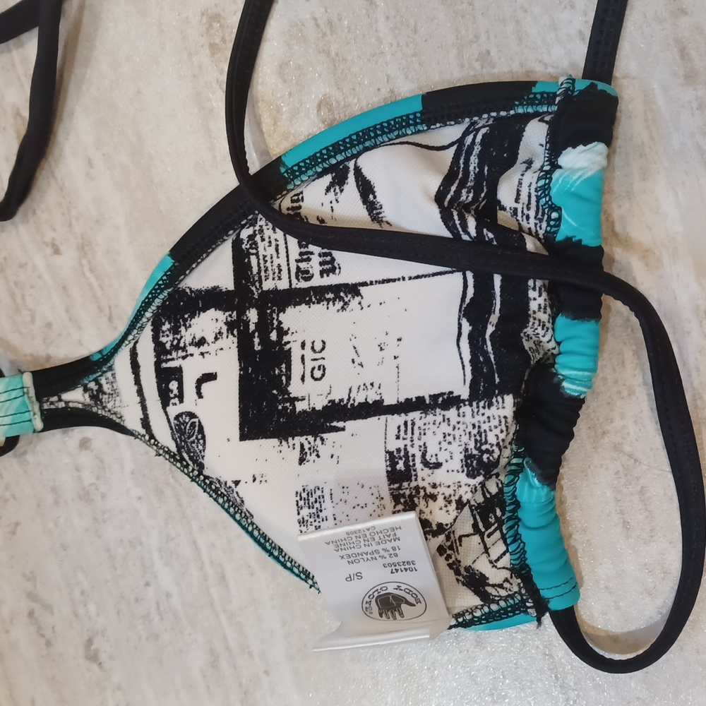 Body Glove Strappy Bikini Top - Picture 5 of 8